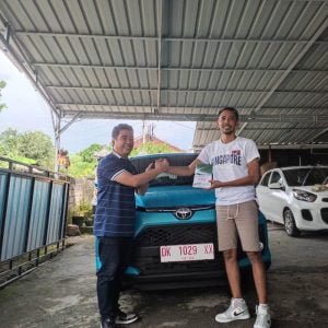 kuta rental sewa mobil matic manual bali lepas kunci (3)